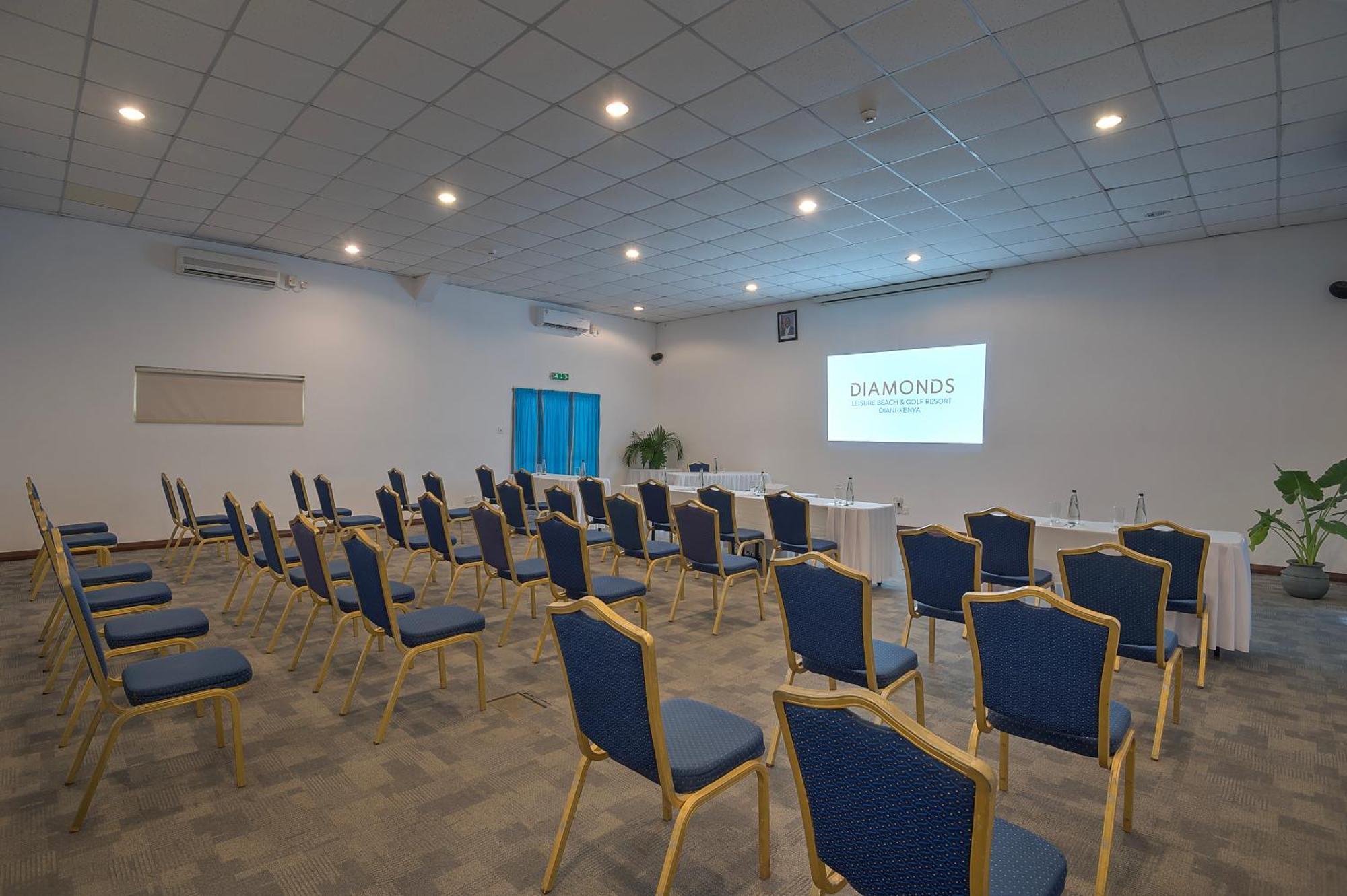 Diamonds Leisure Beach & Golf Resort Diani Beach Eksteriør bilde The conference room