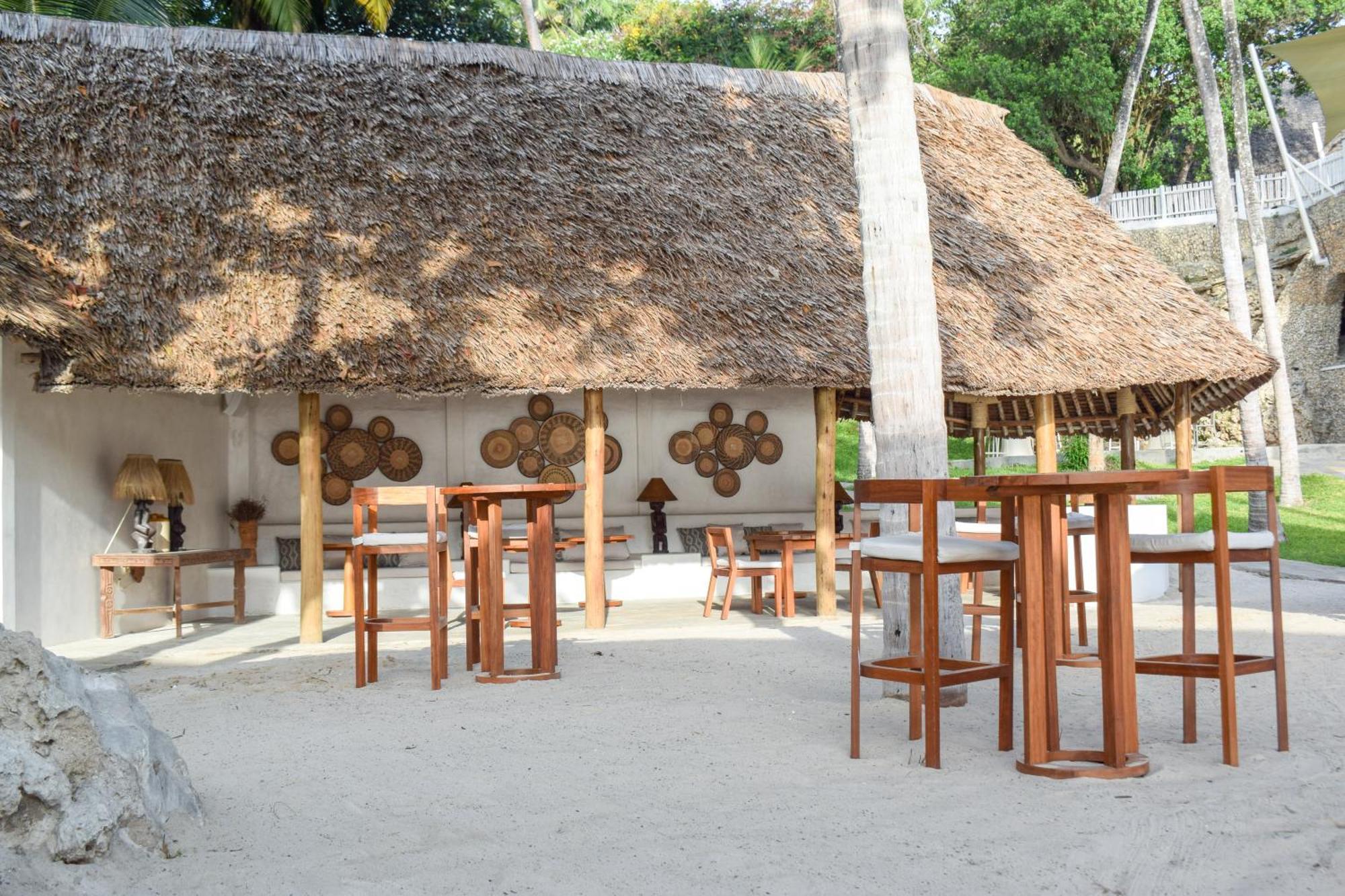 Diamonds Leisure Beach & Golf Resort Diani Beach Eksteriør bilde